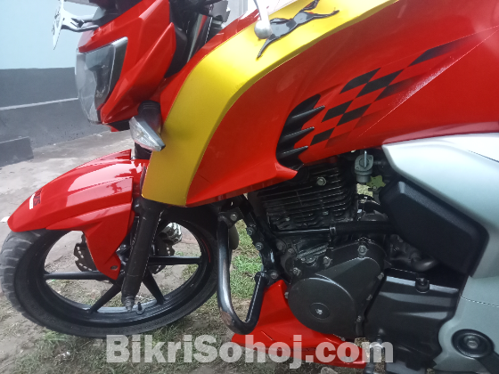 Tvs Apache 4v